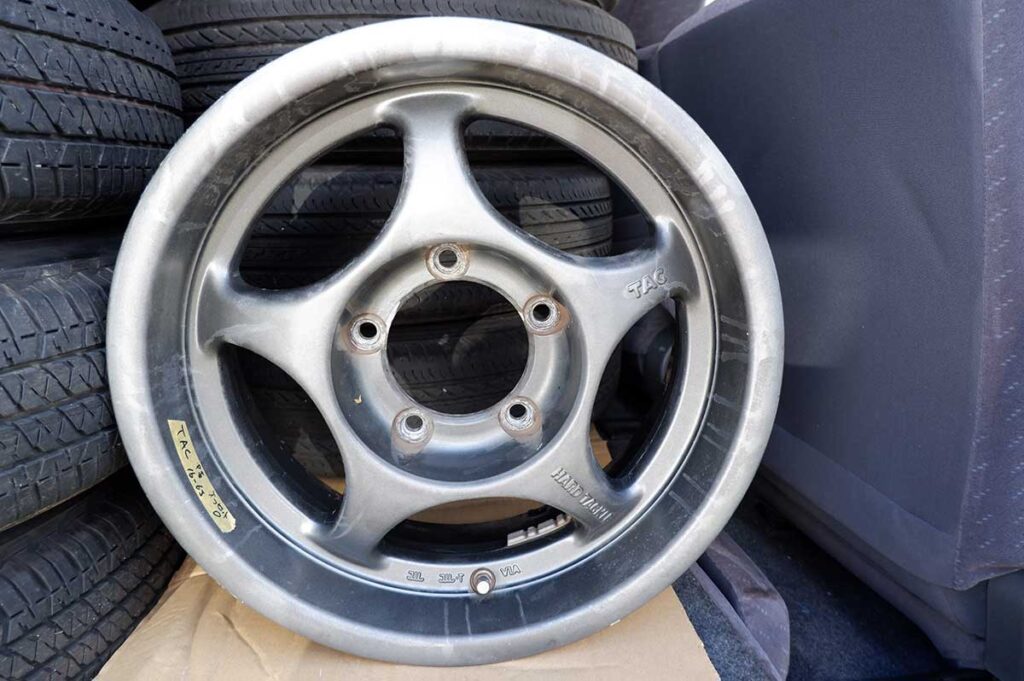 ホイール 16インチ TACホイール　6J-16　OFF0　４本セット　タイヤ注文可能です