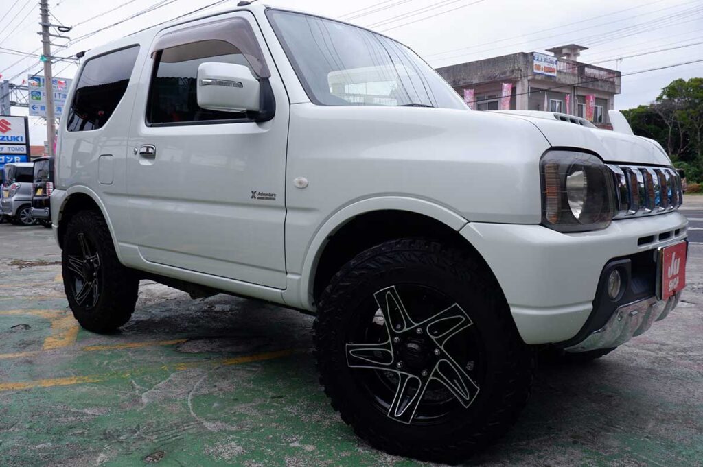 ジムニー 660 クロスアドベンチャー XC 4WD 人気のクロスアドベンチャー・パールホワイトAT ・社外パーツ多数・ナビテレビ・こだわりのオーディオ