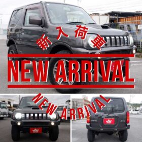 スズキ ジムニー 660 XC 4WD 入庫しました。H4にリビルドエンジンへ交換、H6にはエアコン修理済み。走行距離は進んでいますが、その分きちんと手を入れながら大切に維持されてきた1台です。オールペイントに加え、リフトアップ＋オープンカントリーMT、前後社外バンパー、スキッドプレート、ブーストコントローラー装着で、見た目の迫力と走る楽しさをしっかり両立。アウトドアも頼もしく、格安販売も魅力です。試乗可能ですので、ぜひ現車で状態の良さをご体感ください。