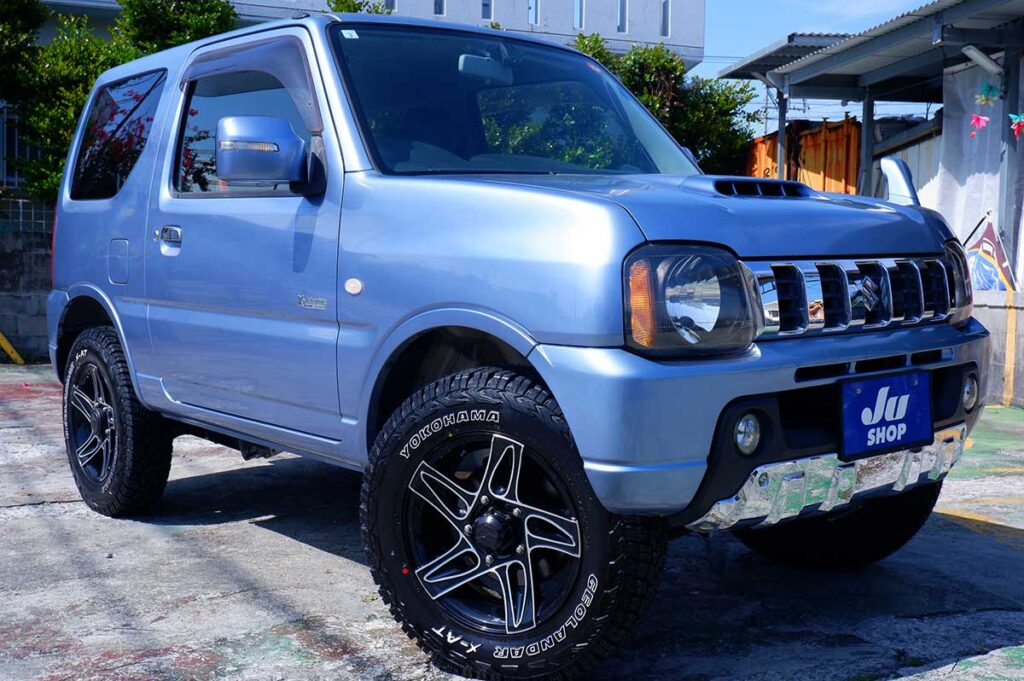 ジムニー 660 クロスアドベンチャー 4WD 毎回すぐに契約いただいているブリーズブルーのXアドベンチャーAT 車です。気になる方はお早に！