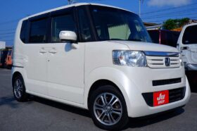 ホンダ N-BOX 660 G Lパッケージ 本土中古・修復なし評価4・左パワースライドドア・純正アルミ・新品タイヤ・キレイなNBOXが好きです