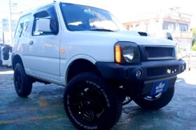 スズキ ジムニー 660 XG 4WD 買取リフトアップカスタムジムニー・前後社外バンパー・スキッドプレート・藤壺マフラー・