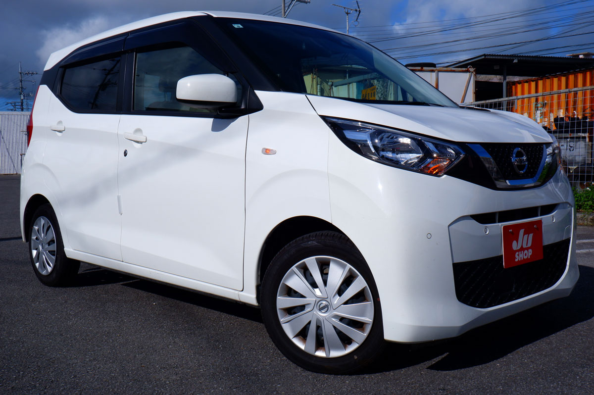 日産 デイズ 660 X 本土仕入れ評価4のきれいなデイズナビ・バックカメラ・ETC・衝突被害軽減ブレーキ付きで安心ドライブ！