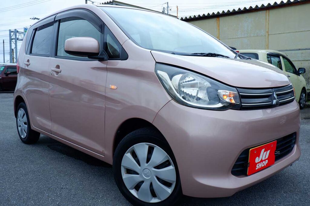 三菱 eKワゴン 660 M 可愛いピンクのEKワゴンです